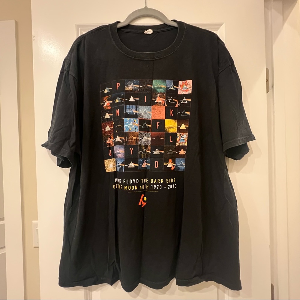 Pink Floyd Graphic T-Shirt